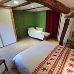 Les Gites Estaou Treillo Holiday home *