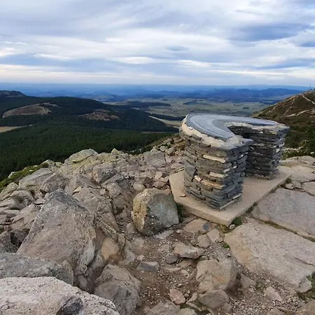 Les Estaou Treillo *