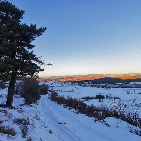 Les Estaou Treillo Дом отдыха