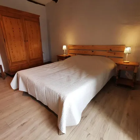 Holiday home Les Gites Estaou Treillo *