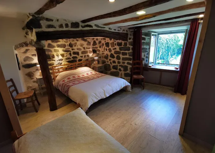 Les Estaou Treillo Дом отдыха *