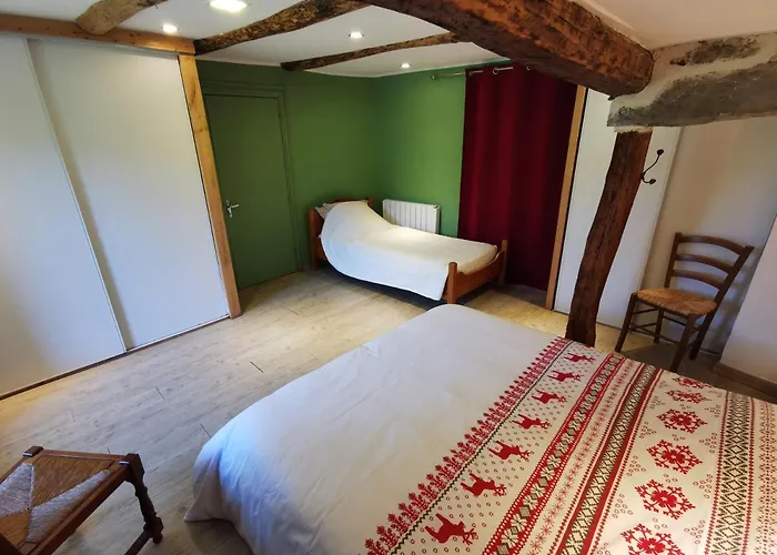 Les Estaou Treillo Дом отдыха *