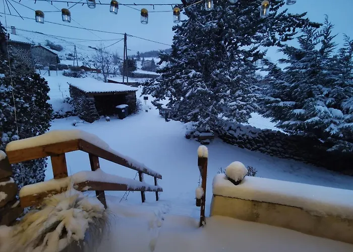 Les Estaou Treillo Дом отдыха Le Monastier sur Gazeille