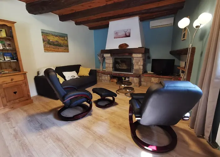 Les Estaou Treillo Дом отдыха *