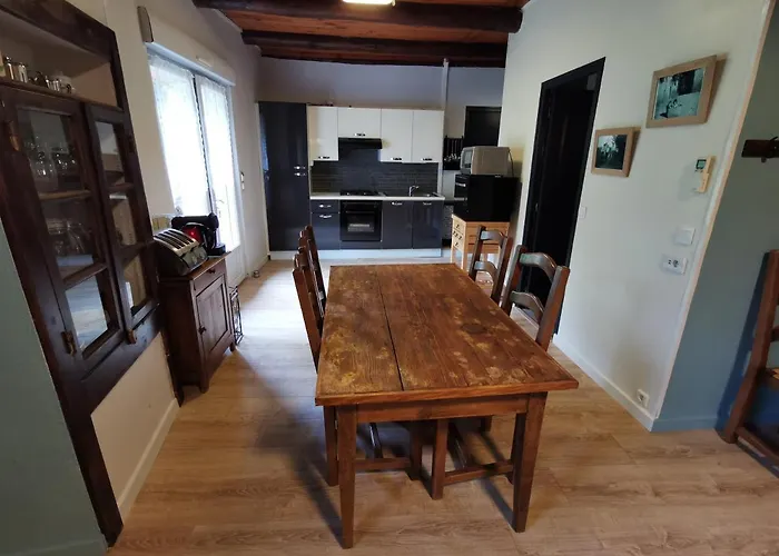 Les Estaou Treillo Дом отдыха